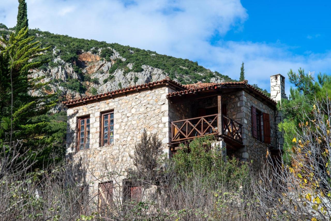 Mariolata Stone House Vila Lílaia Exterior foto