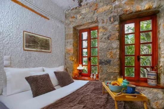 Mariolata Stone House Vila Lílaia Exterior foto